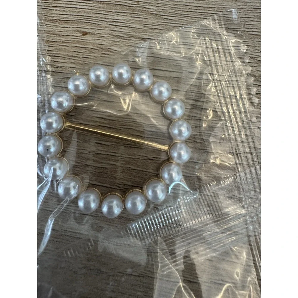 Gold Tone Heart Scarf Clip Set Faux Pearl & Rhinestone 1.5 in New‎ Sealed New